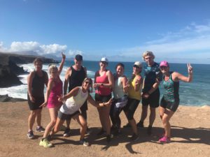 Gruppbild från träningsresa till Fuerteventura